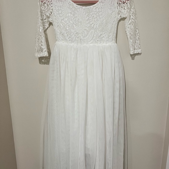 Other - Delicate White Lace flower girl Dress